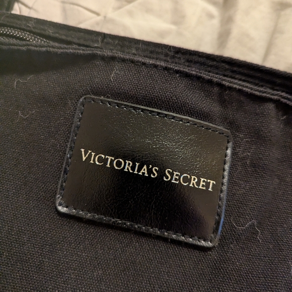 Victoria's Secret weekender tote bag - Picture 2 of 3